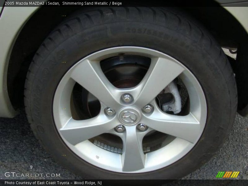 Shimmering Sand Metallic / Beige 2005 Mazda MAZDA3 i Sedan