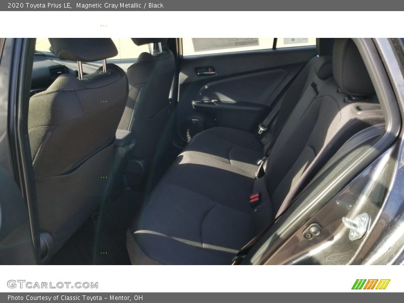 Magnetic Gray Metallic / Black 2020 Toyota Prius LE