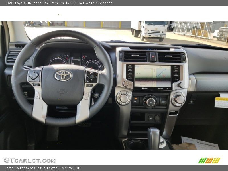 Super White / Graphite 2020 Toyota 4Runner SR5 Premium 4x4