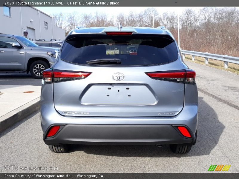Celestial Silver Metallic / Black 2020 Toyota Highlander XLE AWD