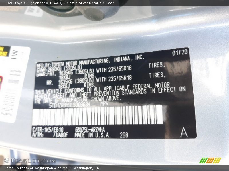 Celestial Silver Metallic / Black 2020 Toyota Highlander XLE AWD