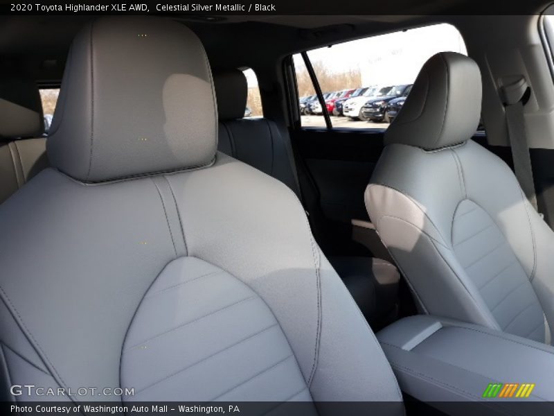 Celestial Silver Metallic / Black 2020 Toyota Highlander XLE AWD
