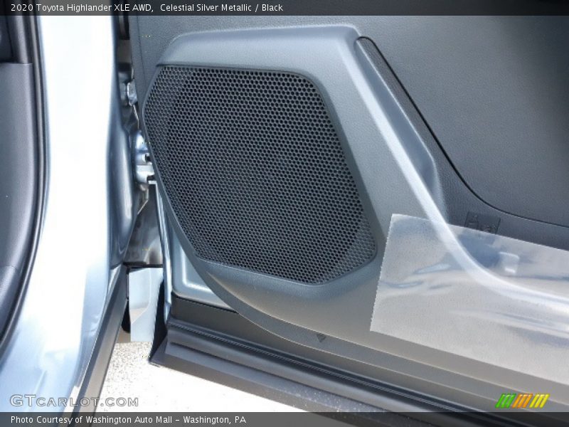 Celestial Silver Metallic / Black 2020 Toyota Highlander XLE AWD