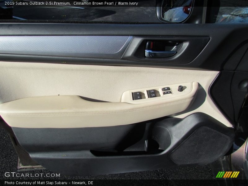 Cinnamon Brown Pearl / Warm Ivory 2019 Subaru Outback 2.5i Premium