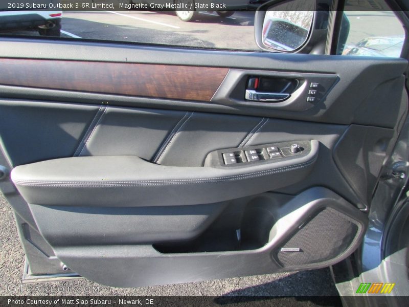 Magnetite Gray Metallic / Slate Black 2019 Subaru Outback 3.6R Limited