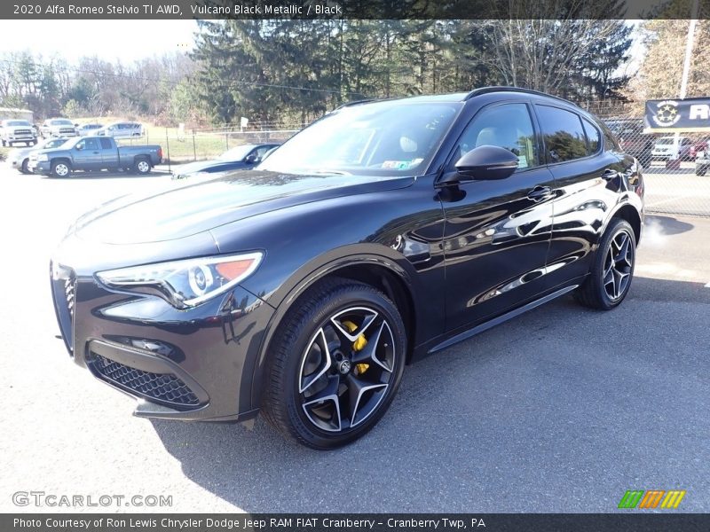 Vulcano Black Metallic / Black 2020 Alfa Romeo Stelvio TI AWD