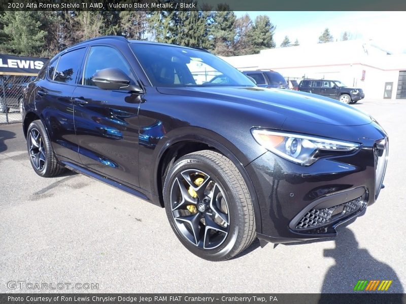 Vulcano Black Metallic / Black 2020 Alfa Romeo Stelvio TI AWD