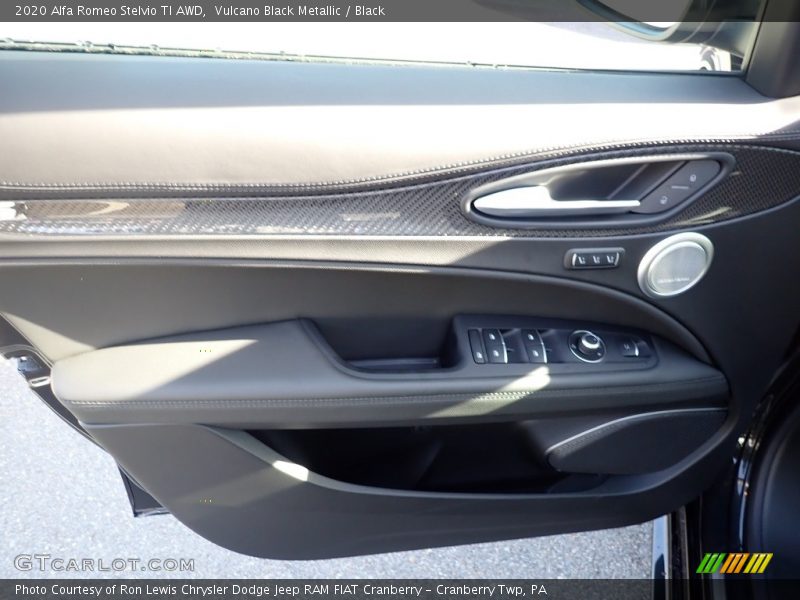 Vulcano Black Metallic / Black 2020 Alfa Romeo Stelvio TI AWD