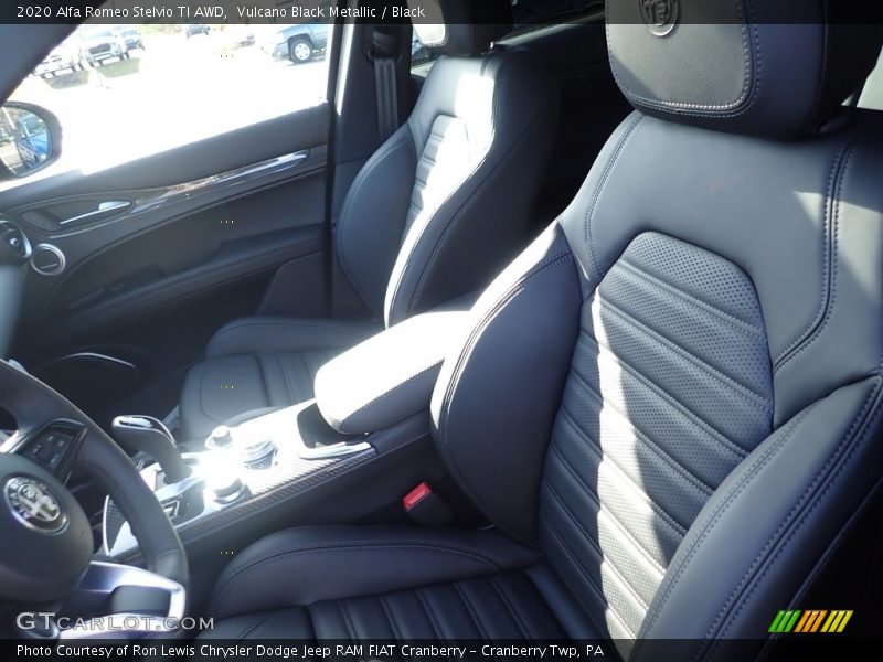 Vulcano Black Metallic / Black 2020 Alfa Romeo Stelvio TI AWD