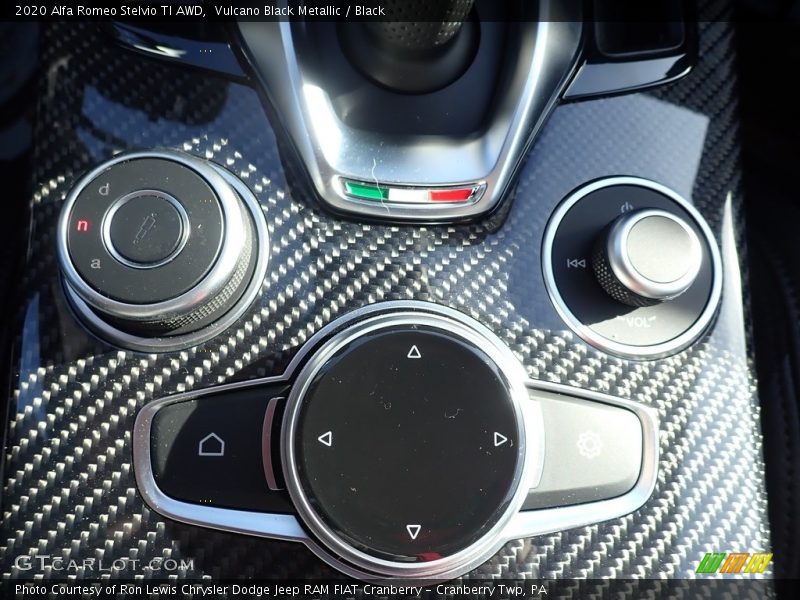 Vulcano Black Metallic / Black 2020 Alfa Romeo Stelvio TI AWD