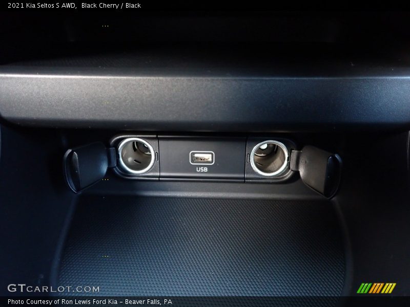 Black Cherry / Black 2021 Kia Seltos S AWD