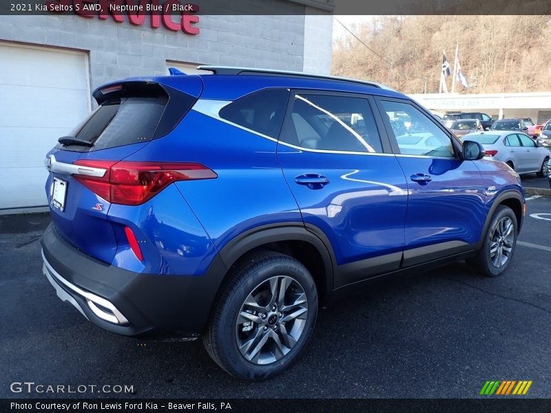 Neptune Blue / Black 2021 Kia Seltos S AWD