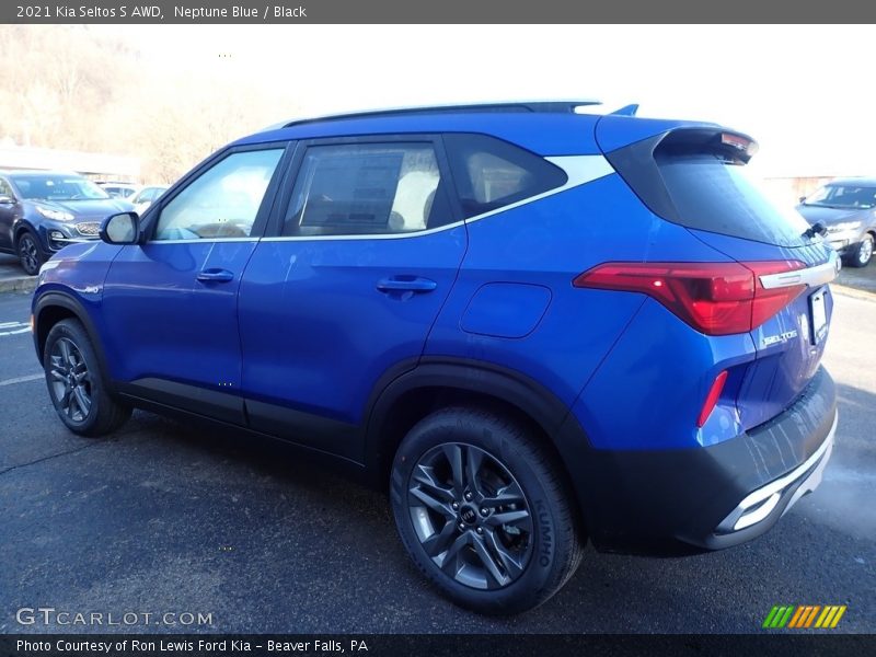 Neptune Blue / Black 2021 Kia Seltos S AWD