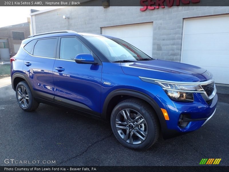 Front 3/4 View of 2021 Seltos S AWD