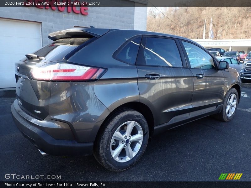 Magnetic Metallic / Ebony 2020 Ford Edge SE AWD