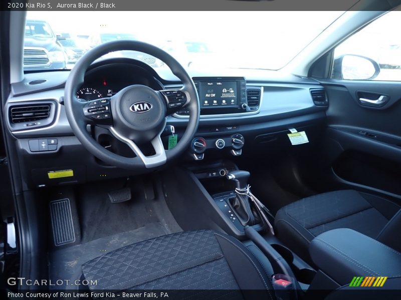  2020 Rio S Black Interior