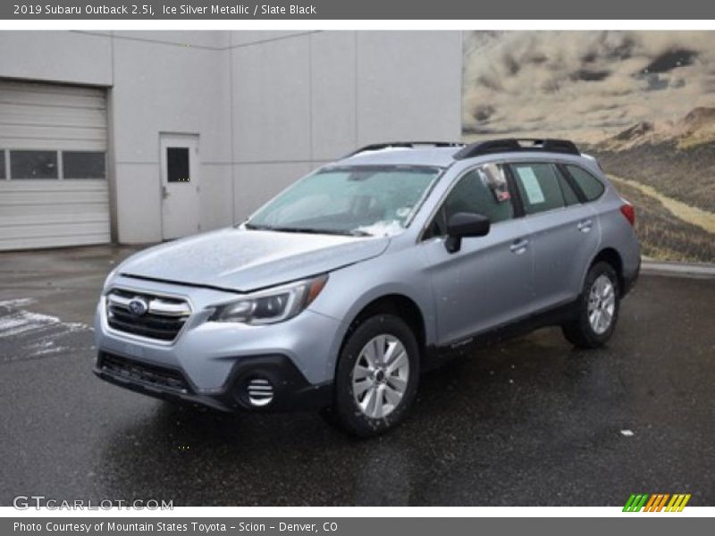 Ice Silver Metallic / Slate Black 2019 Subaru Outback 2.5i