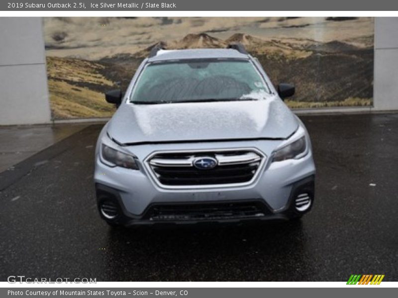 Ice Silver Metallic / Slate Black 2019 Subaru Outback 2.5i