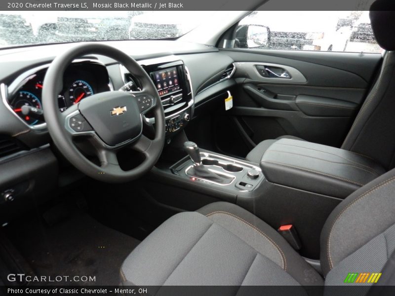 Mosaic Black Metallic / Jet Black 2020 Chevrolet Traverse LS