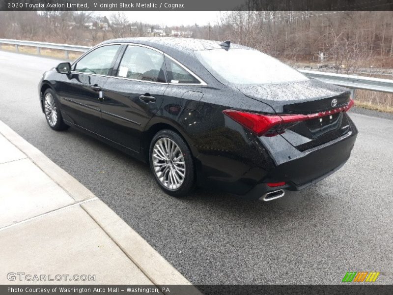 Midnight Black Metallic / Cognac 2020 Toyota Avalon Limited