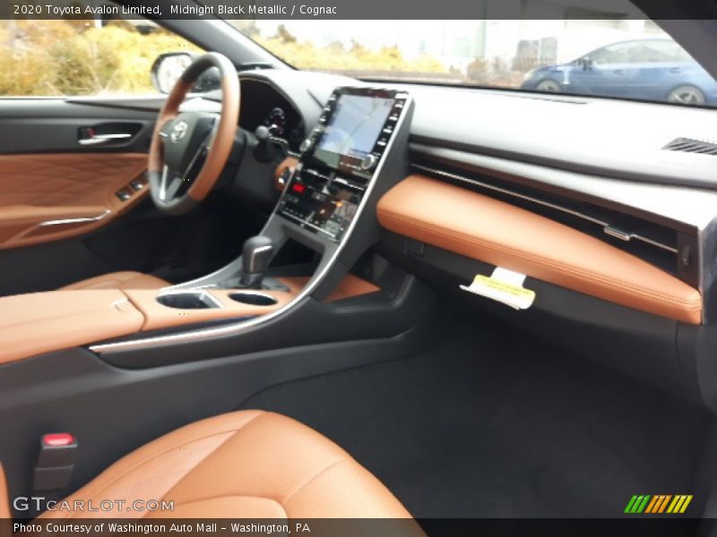 Midnight Black Metallic / Cognac 2020 Toyota Avalon Limited