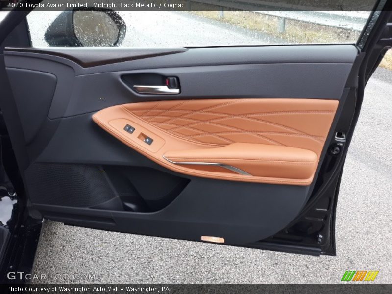 Door Panel of 2020 Avalon Limited