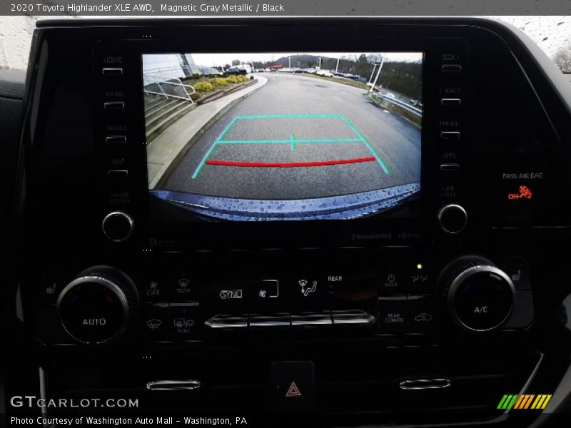 Magnetic Gray Metallic / Black 2020 Toyota Highlander XLE AWD