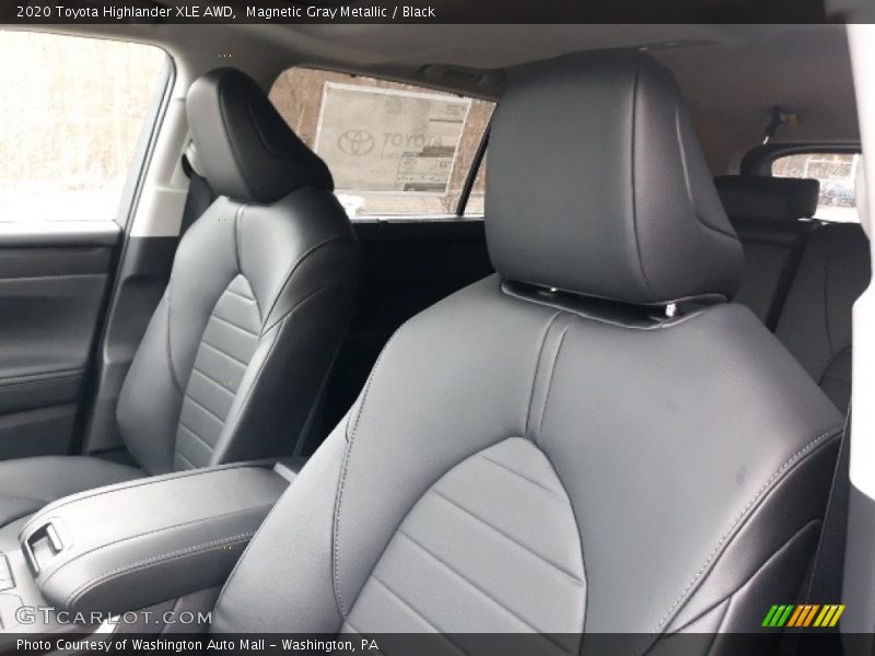 Magnetic Gray Metallic / Black 2020 Toyota Highlander XLE AWD