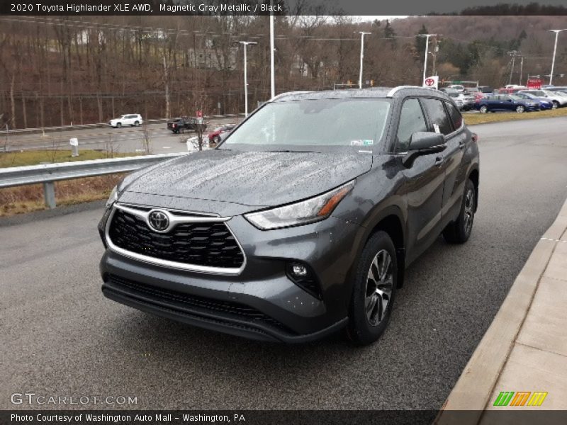 Magnetic Gray Metallic / Black 2020 Toyota Highlander XLE AWD