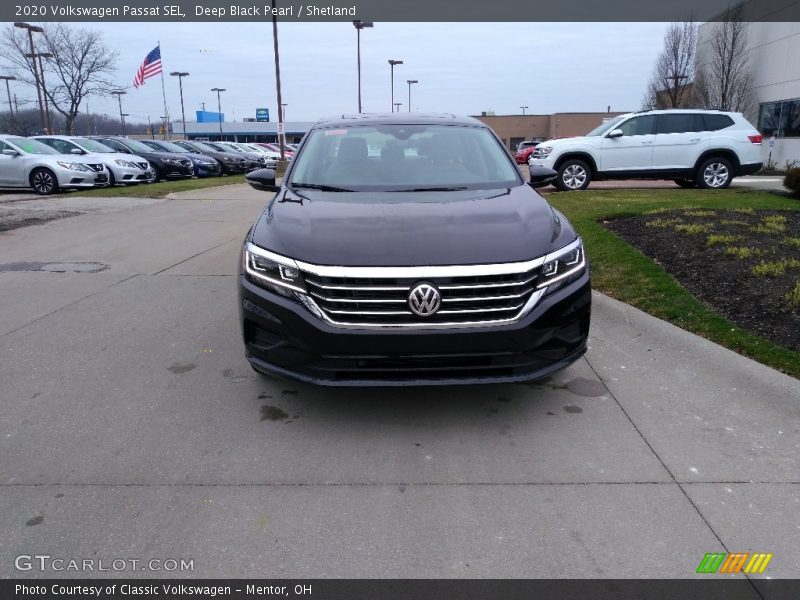 Deep Black Pearl / Shetland 2020 Volkswagen Passat SEL