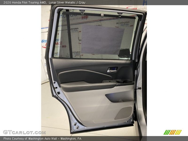 Lunar Silver Metallic / Gray 2020 Honda Pilot Touring AWD