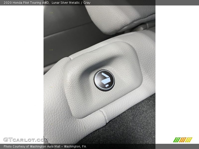 Lunar Silver Metallic / Gray 2020 Honda Pilot Touring AWD