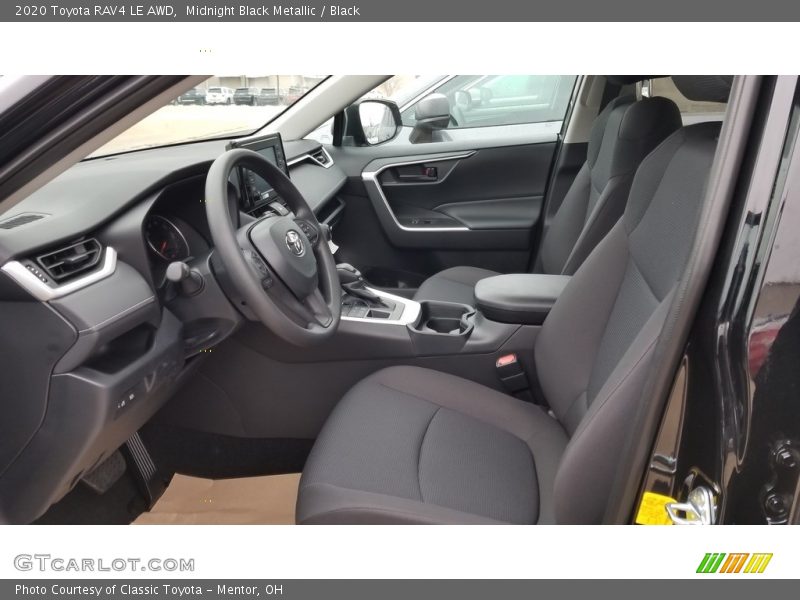 Midnight Black Metallic / Black 2020 Toyota RAV4 LE AWD