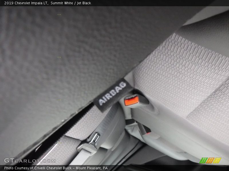 Summit White / Jet Black 2019 Chevrolet Impala LT