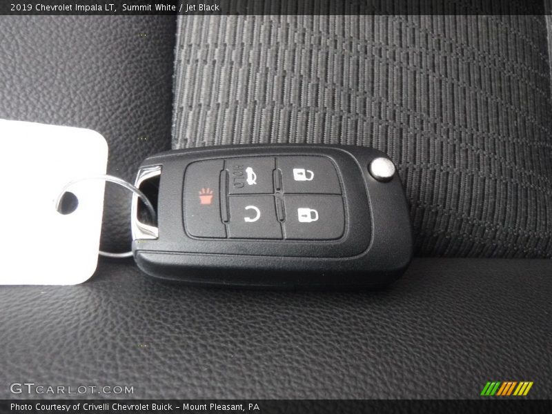 Summit White / Jet Black 2019 Chevrolet Impala LT