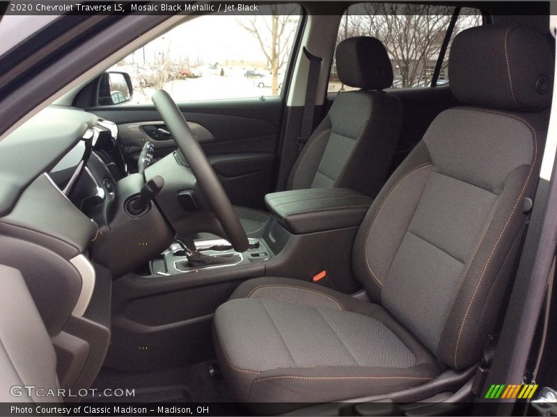 Mosaic Black Metallic / Jet Black 2020 Chevrolet Traverse LS