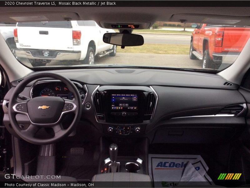 Mosaic Black Metallic / Jet Black 2020 Chevrolet Traverse LS