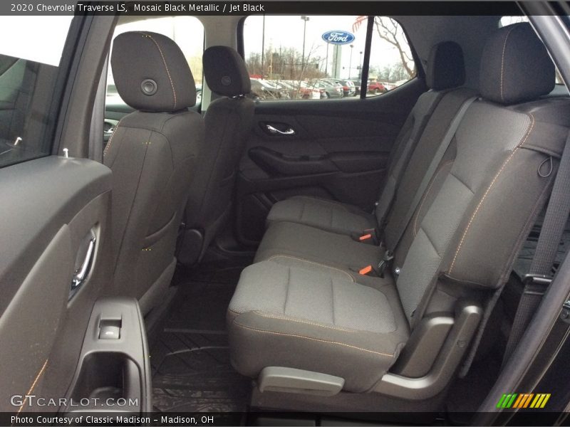 Mosaic Black Metallic / Jet Black 2020 Chevrolet Traverse LS