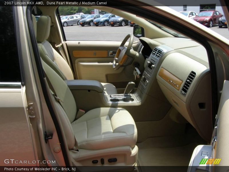 Dune Pearl Metallic / Medium Camel 2007 Lincoln MKX AWD
