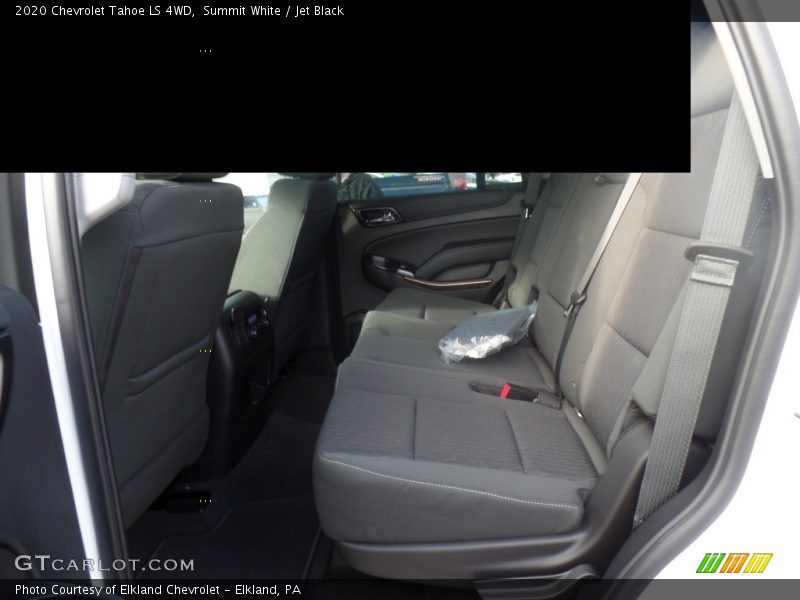 Summit White / Jet Black 2020 Chevrolet Tahoe LS 4WD