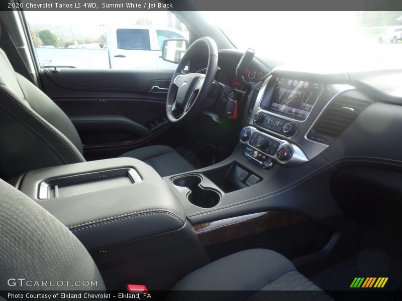 Summit White / Jet Black 2020 Chevrolet Tahoe LS 4WD