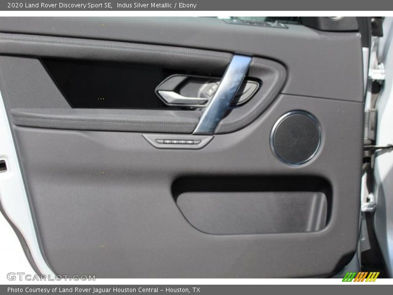 Indus Silver Metallic / Ebony 2020 Land Rover Discovery Sport SE