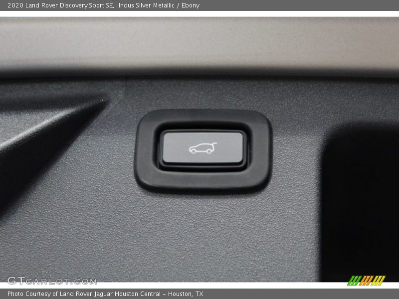 Indus Silver Metallic / Ebony 2020 Land Rover Discovery Sport SE