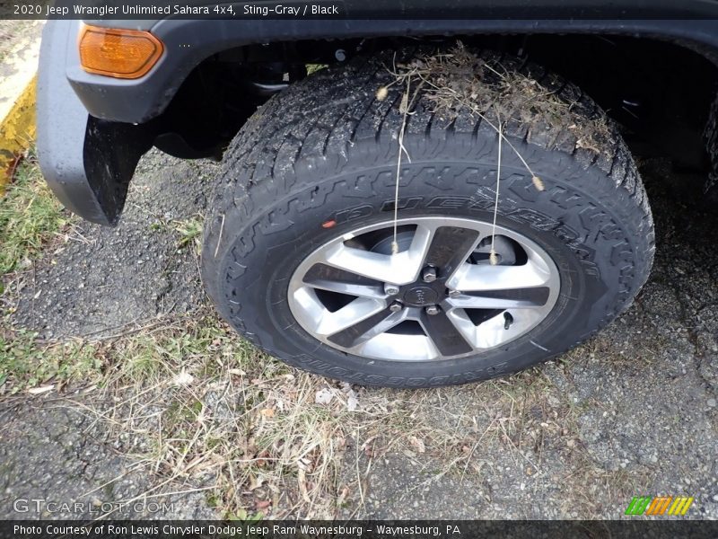 Sting-Gray / Black 2020 Jeep Wrangler Unlimited Sahara 4x4