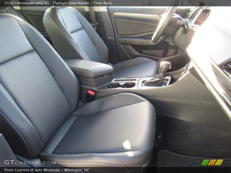 Platinum Gray Metallic / Titan Black 2019 Volkswagen Jetta SEL