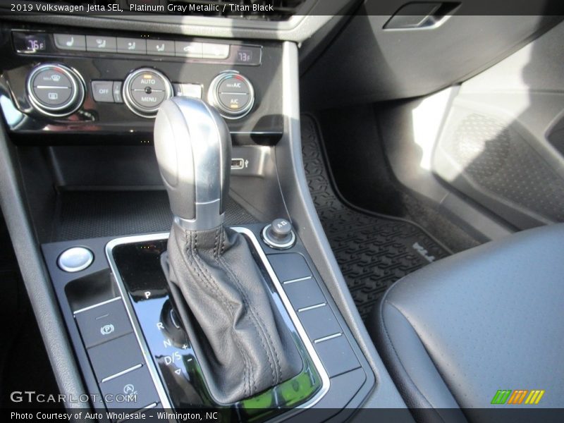 Platinum Gray Metallic / Titan Black 2019 Volkswagen Jetta SEL