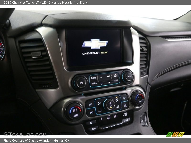 Silver Ice Metallic / Jet Black 2019 Chevrolet Tahoe LT 4WD