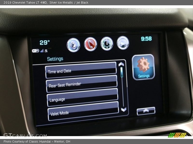 Silver Ice Metallic / Jet Black 2019 Chevrolet Tahoe LT 4WD