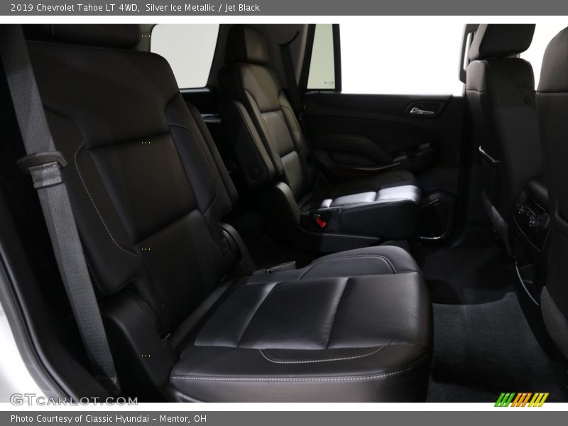 Silver Ice Metallic / Jet Black 2019 Chevrolet Tahoe LT 4WD