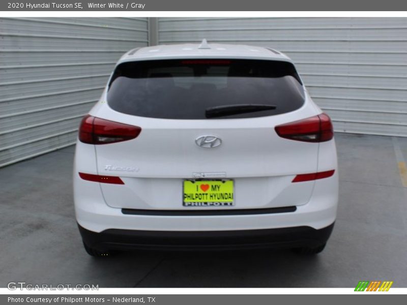 Winter White / Gray 2020 Hyundai Tucson SE
